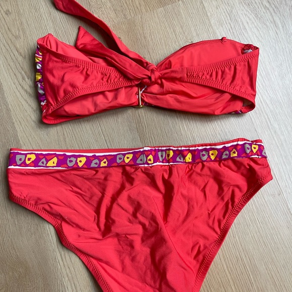 Trina Turk 2 piece swim size 10 - Picture 4 of 7